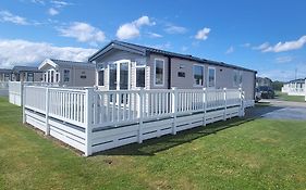 Kmh Caravans At Flamingo Land